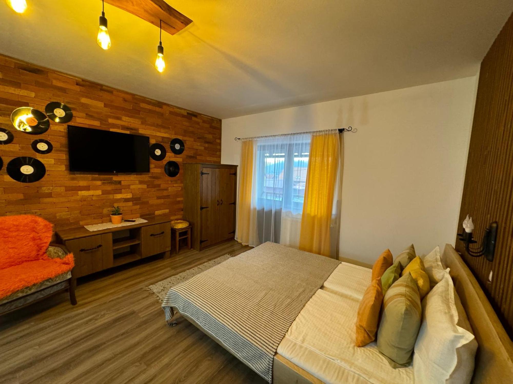 Constantin Panzio Bed & Breakfast Praid Luaran gambar