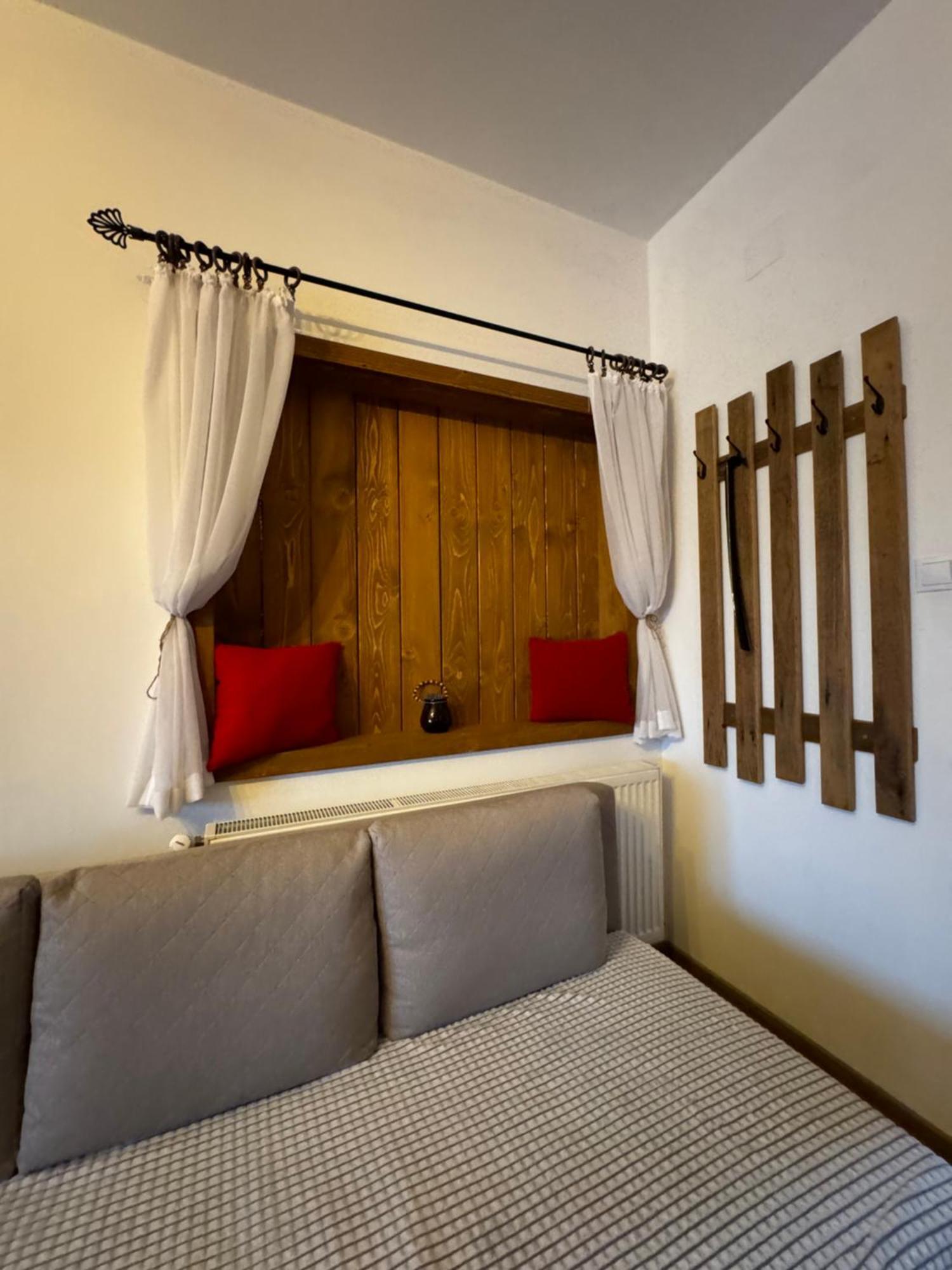 Constantin Panzio Bed & Breakfast Praid Bilik gambar