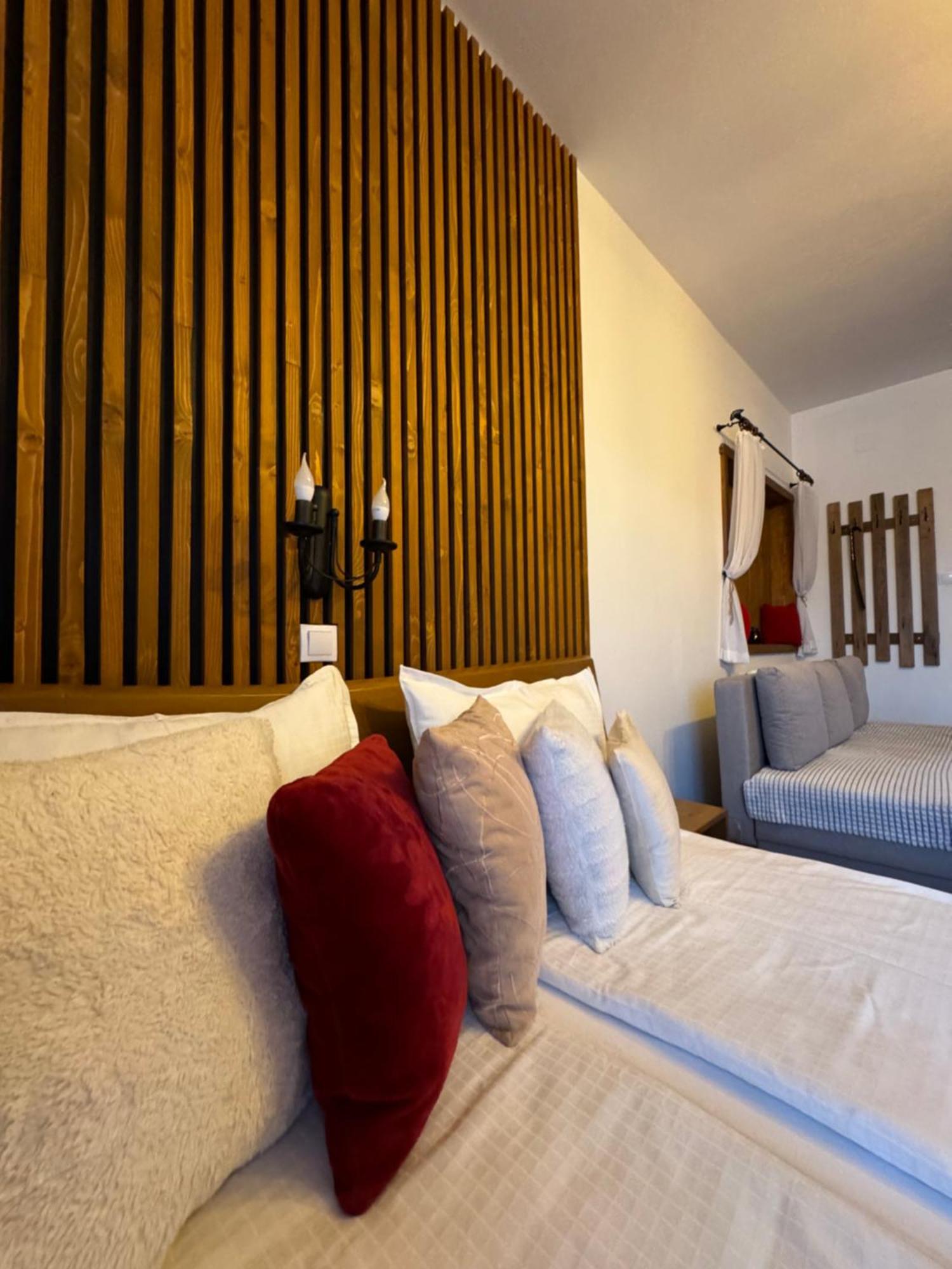Constantin Panzio Bed & Breakfast Praid Bilik gambar